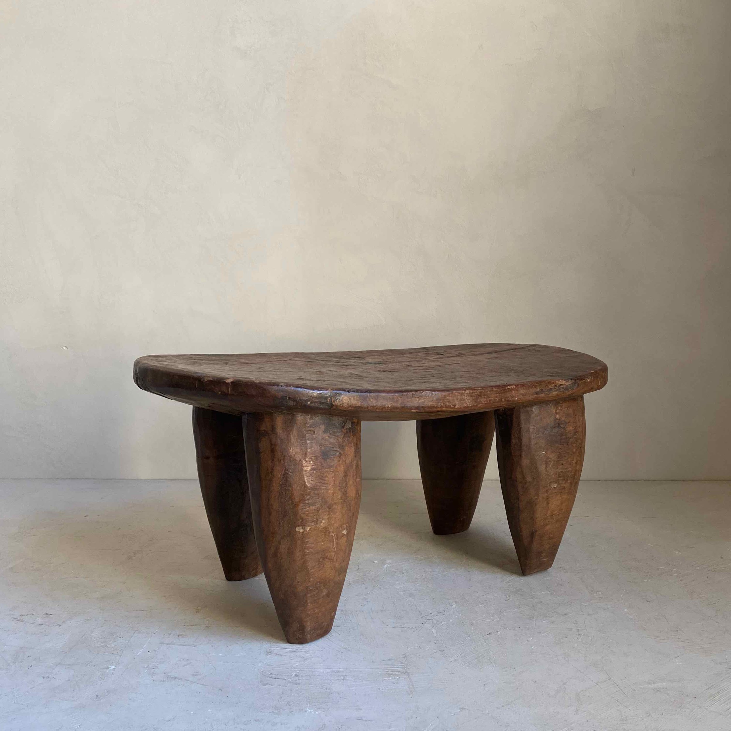 African stools 28.5.2022 - 11.jpeg