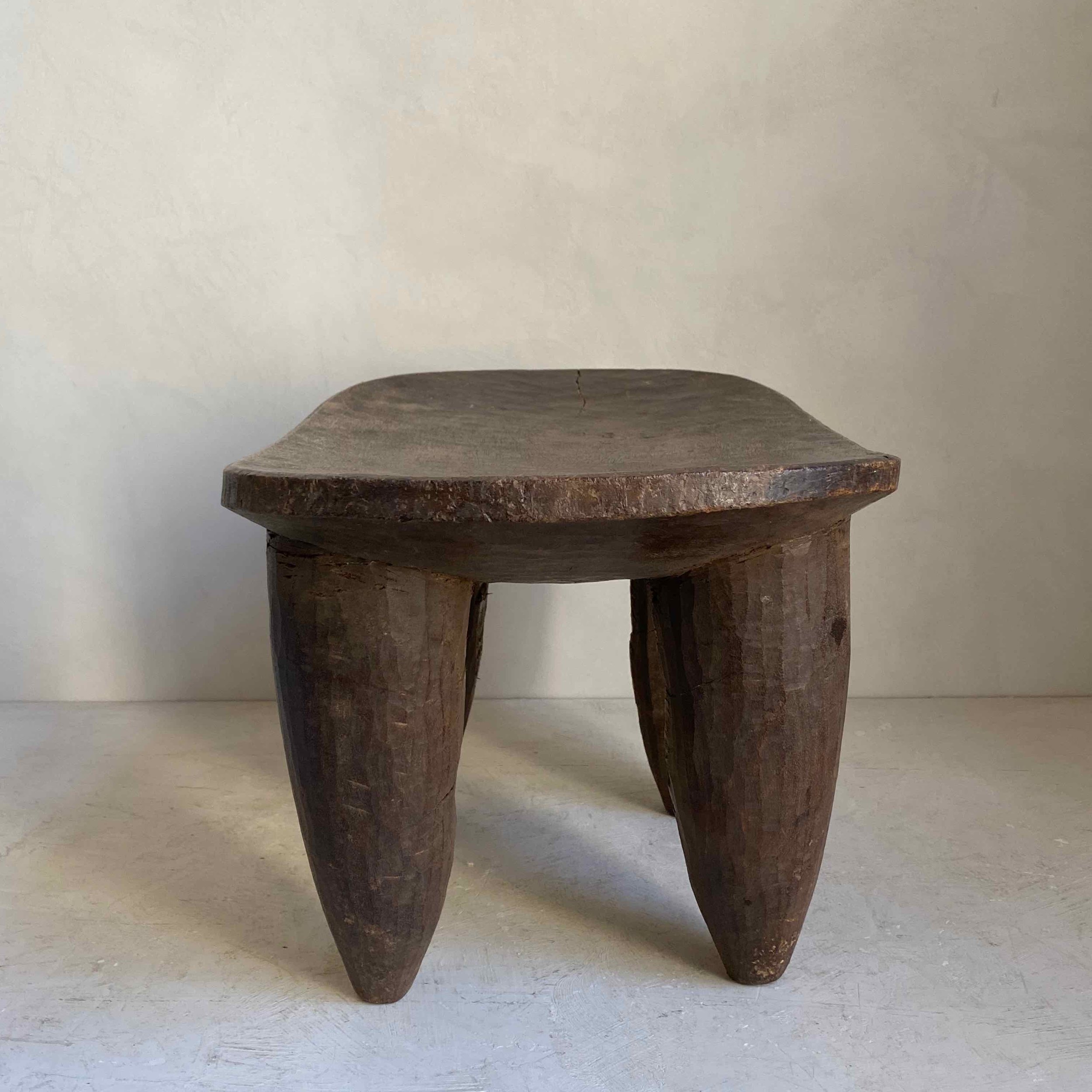 African stools 28.5.2022 - 18.jpeg