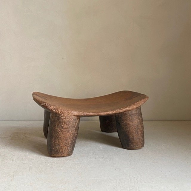 African stools and trays - 40.jpeg