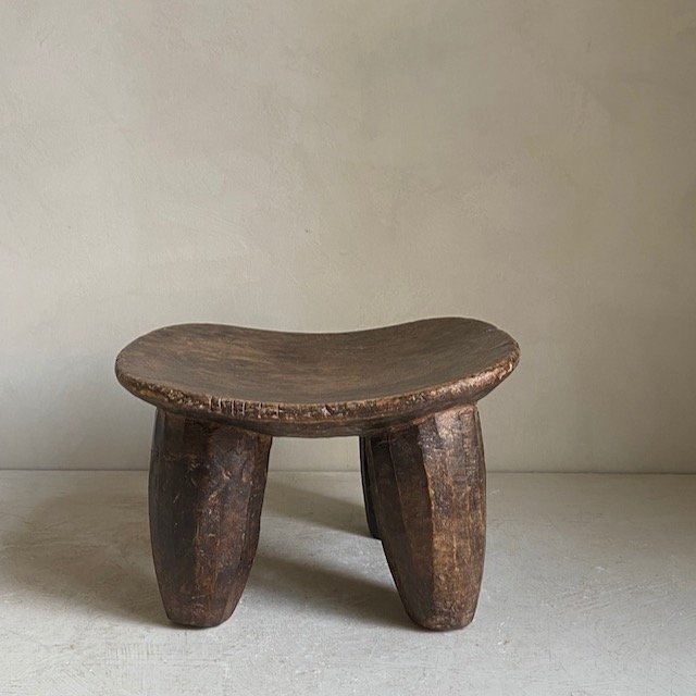 African stools and trays - 46.jpeg