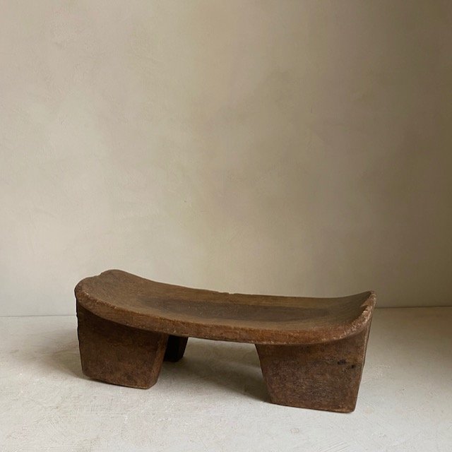 African stools and trays - 78.jpeg