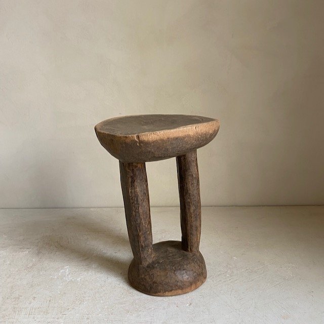 African stools and trays - 83.jpeg
