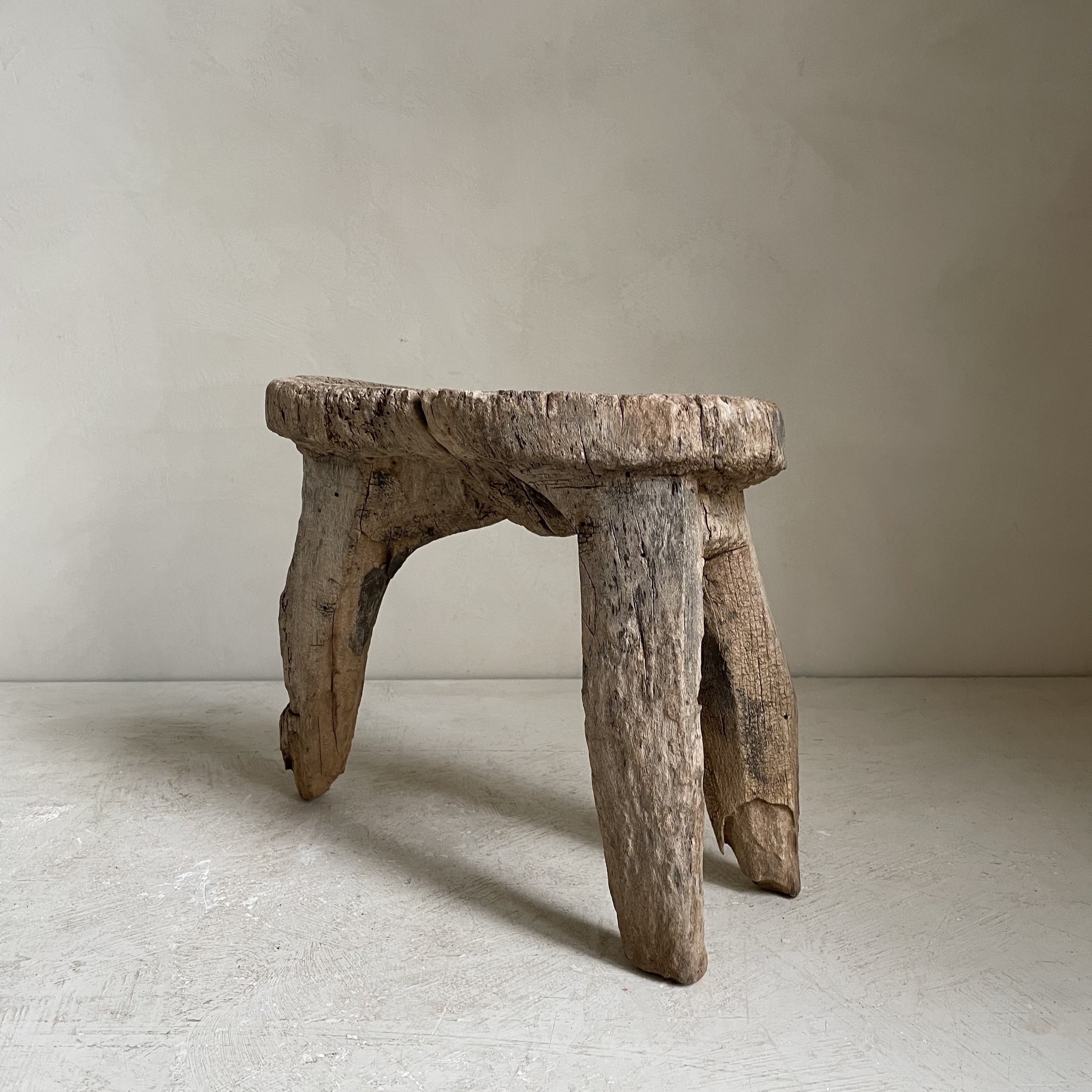 11- Lobi Stool N°17.jpeg