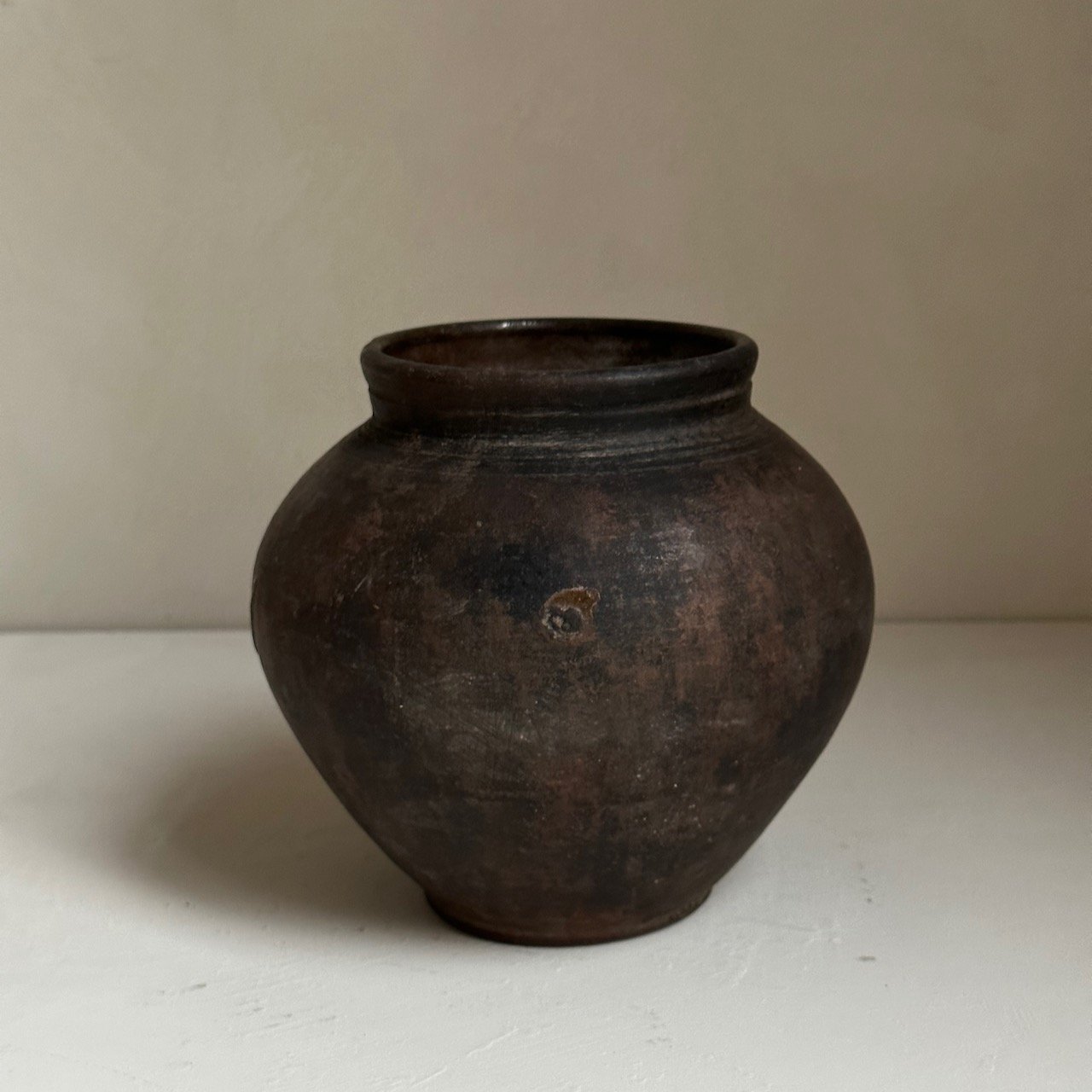 Rustic earthenware pot - - 42.jpeg