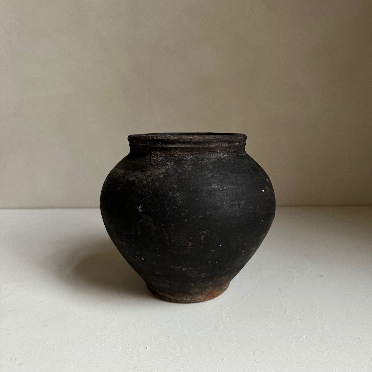 Rustic earthenware pot - - 57.jpeg