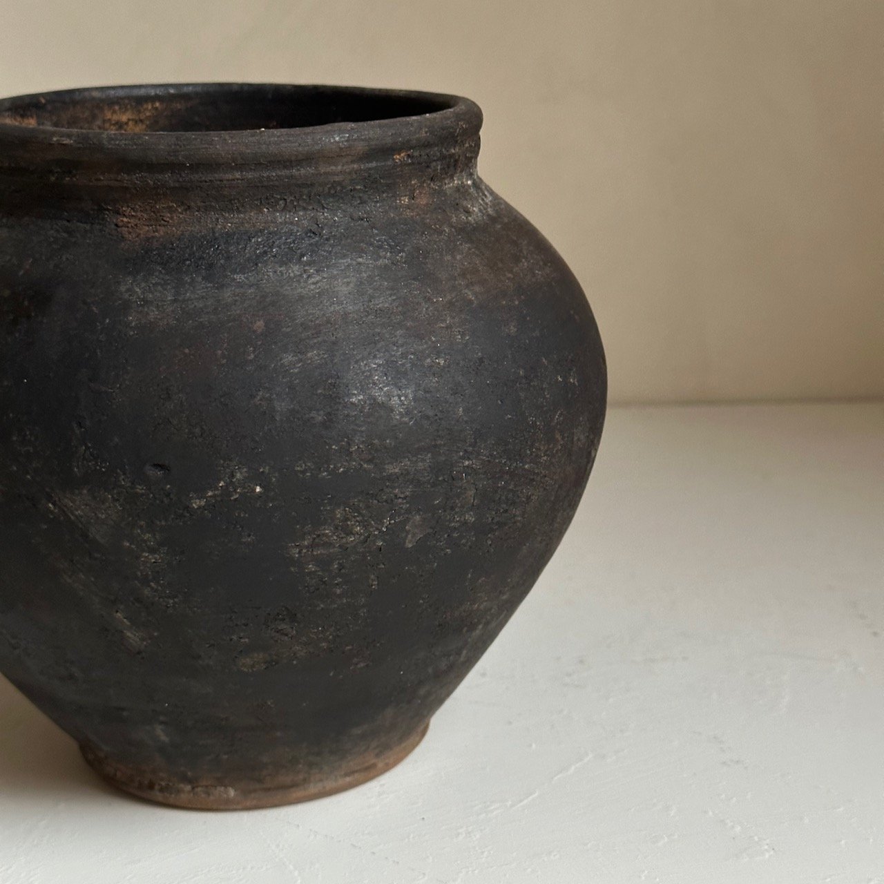 Rustic earthenware pot - - 62.jpeg