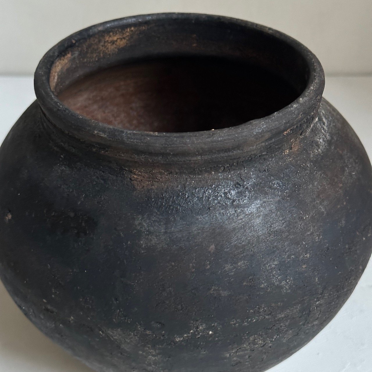 Rustic earthenware pot - - 61.jpeg