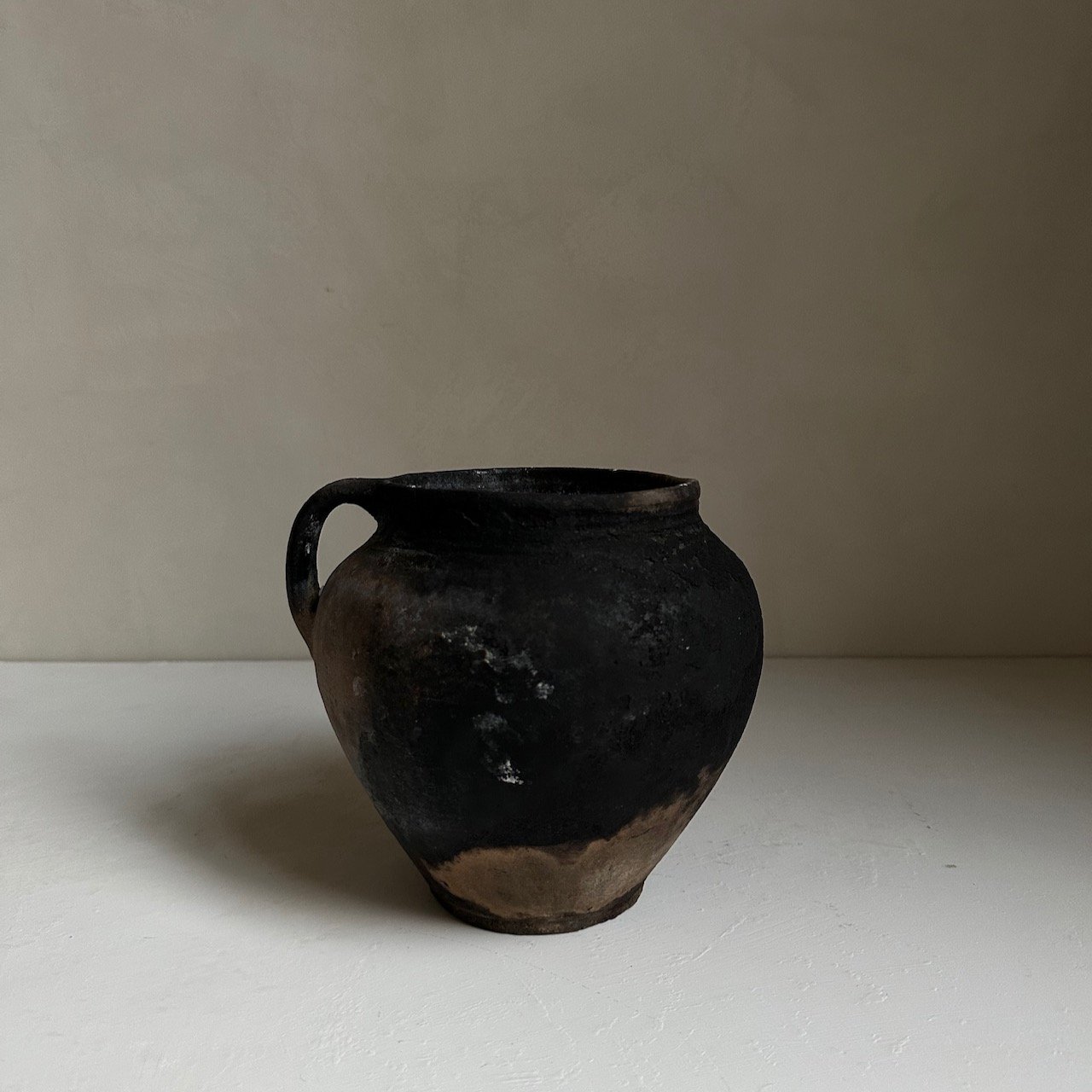 Rustic earthenware pot - - 64.jpeg