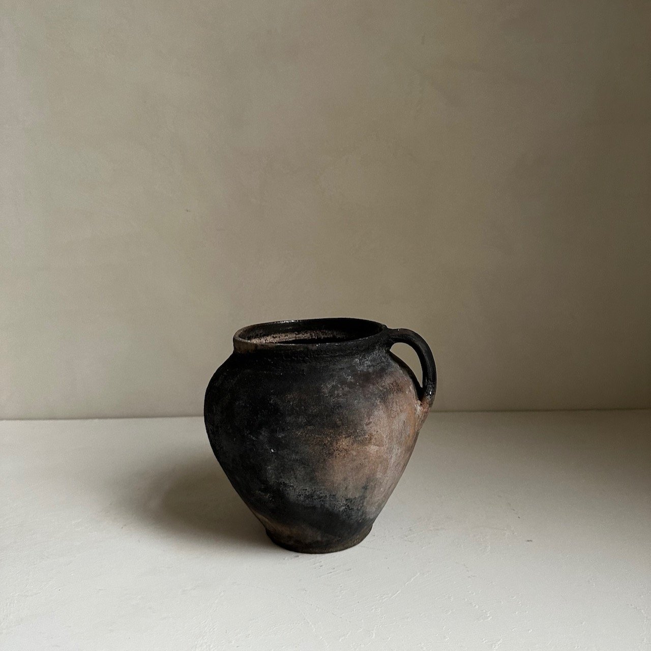 Rustic earthenware pot - - 68.jpeg
