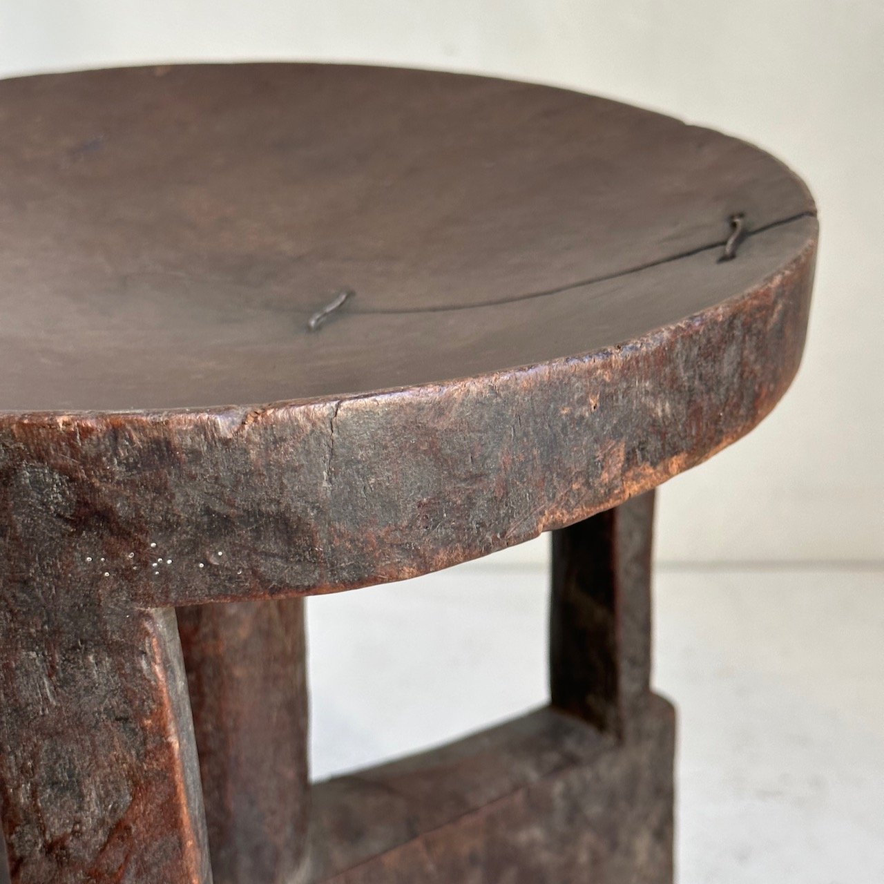 230720 African stools - 20.jpeg
