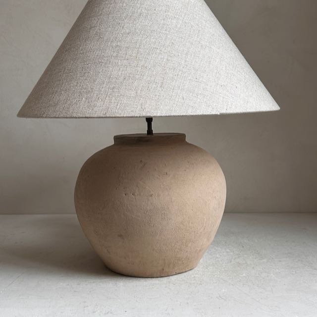 231005 Clay lamp - 5.jpeg