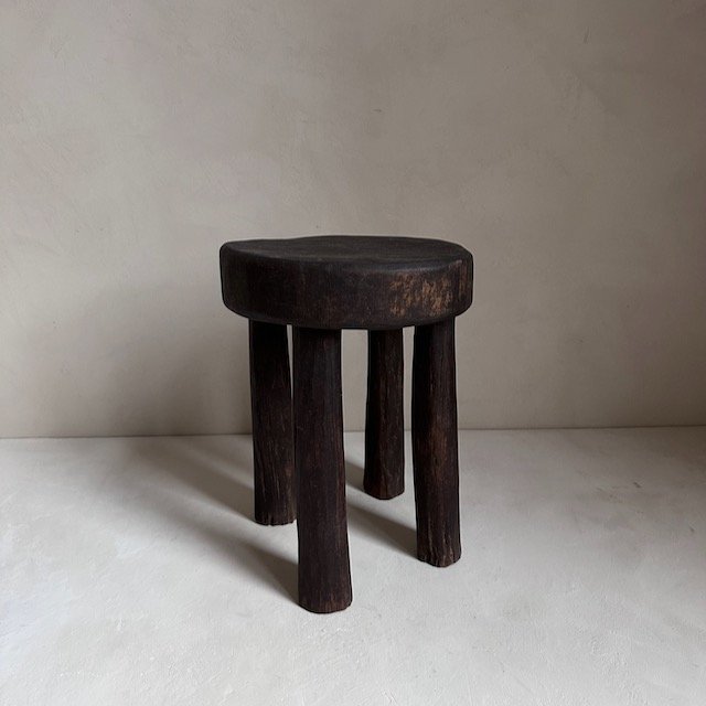 240304 Senufo stools round - 15.jpeg