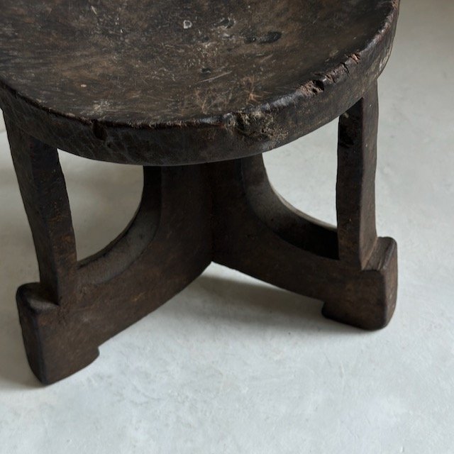 210524 African stools - 11.jpeg
