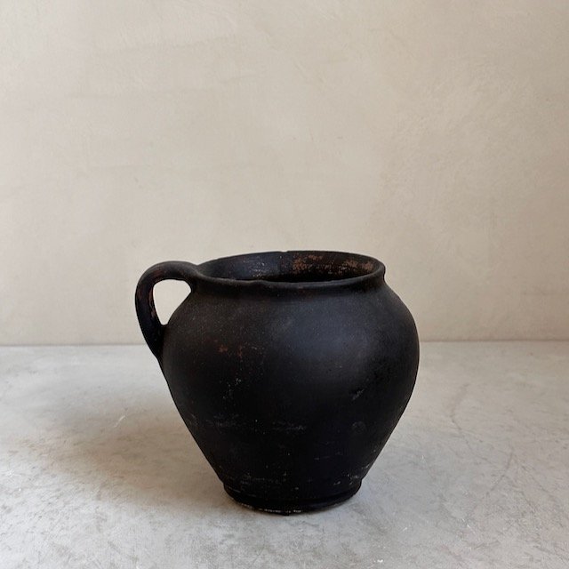 080624 Rustic antique pots - 42.jpeg