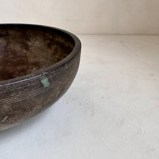 240615 Ceramic vase and metal pots - 11.jpeg