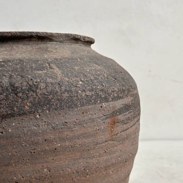 240729 ANTIQUE POTS - 134.jpeg