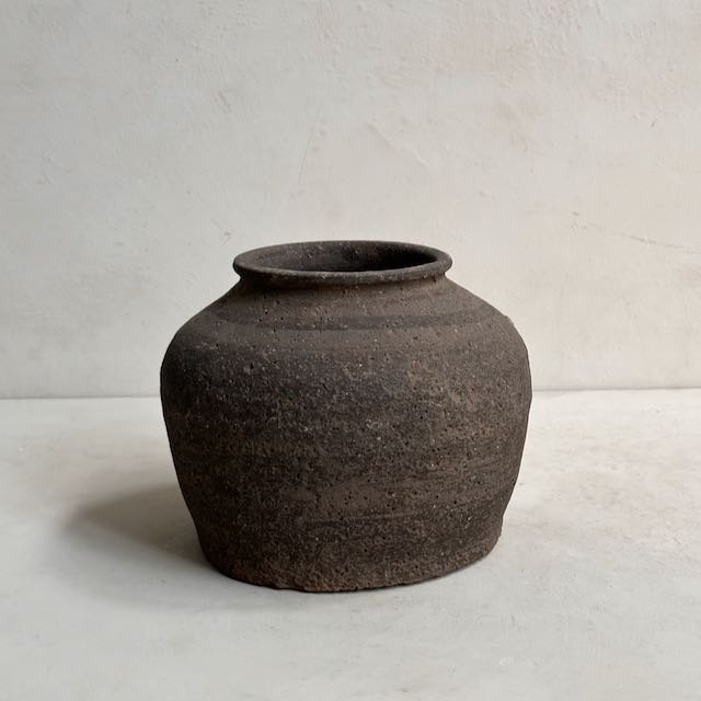 240729 ANTIQUE POTS - 143.jpeg