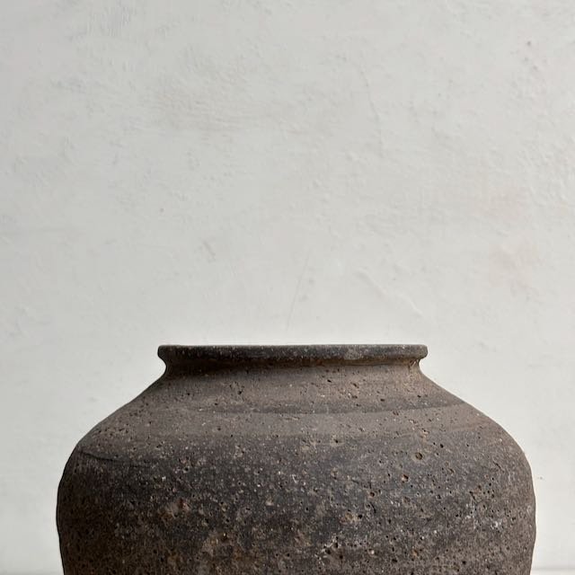 240729 ANTIQUE POTS - 145.jpeg