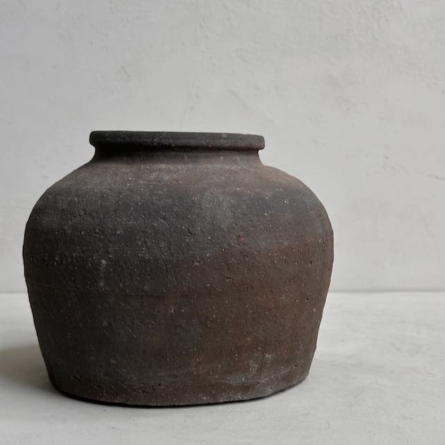 240729 ANTIQUE POTS - 168.jpeg