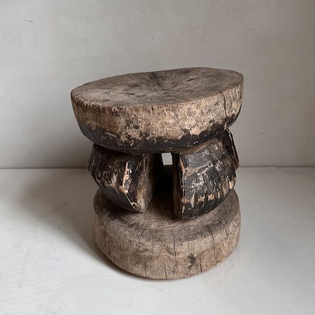 241107 African stools - 17.jpeg
