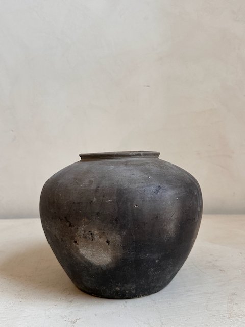 2500306 Antique pots - 75.jpeg