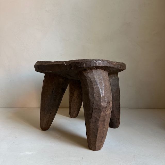 241107 African stools - 15.jpeg