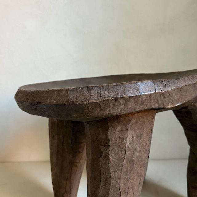 241107 African stools - 18.jpeg