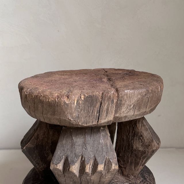 241107 African stools - 29.jpeg