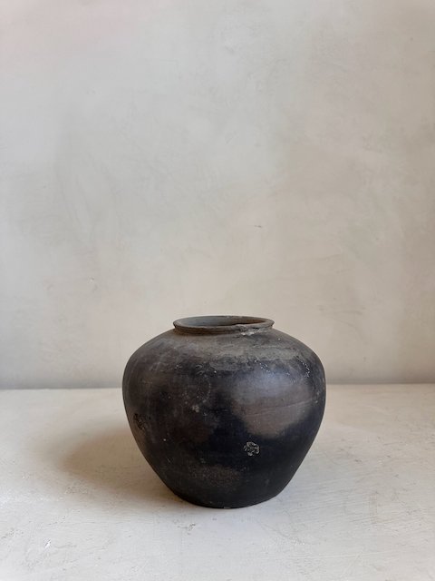 2500306 Antique pots - 69.jpeg