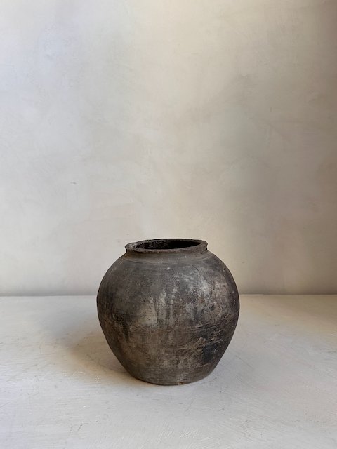 2500306 Antique pots - 42.jpeg