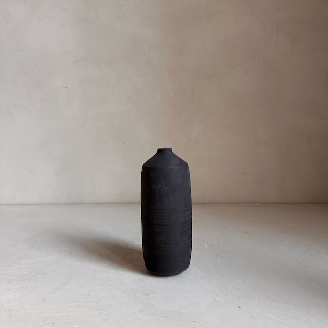 281123 Hidarinia ceramics - 2.jpeg