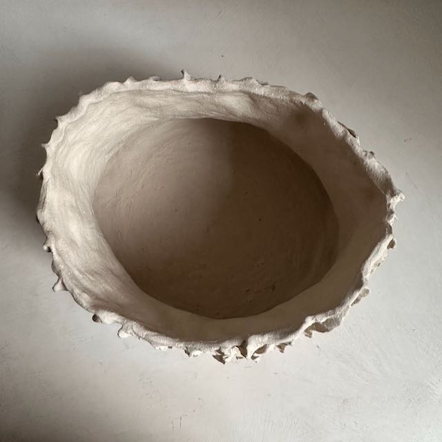241210 Suuz ceramic vases large - 8.jpeg