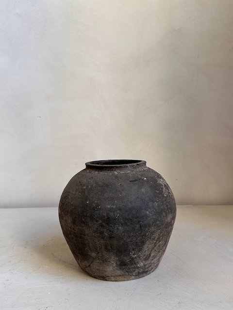 2500306 Antique pots - 30.jpeg