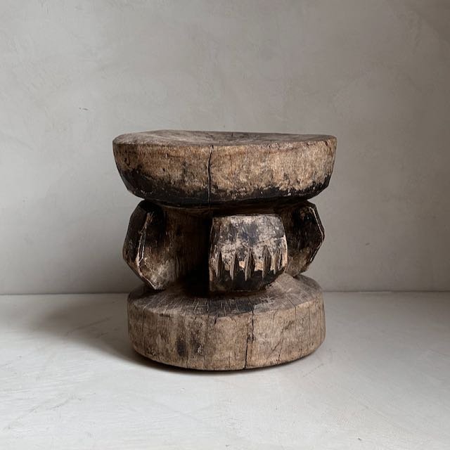 241107 African stools - 15.jpeg