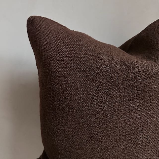 241220 Limited edition cushions Brown - 10.jpeg
