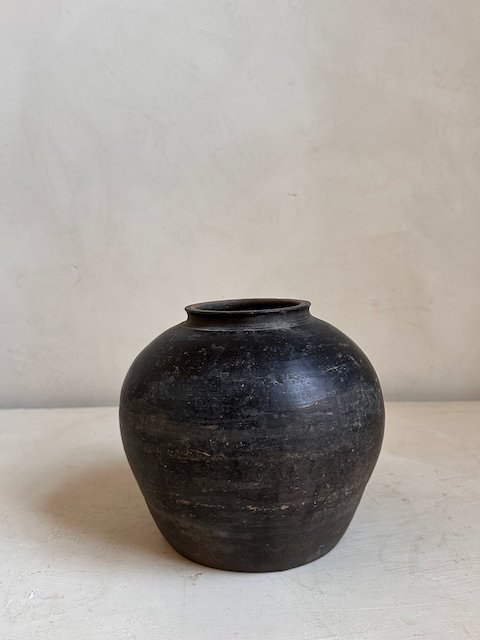 2500306 Antique pots - 83.jpeg