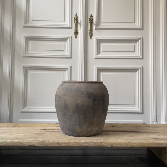 240816 Antique pots - 26.jpeg