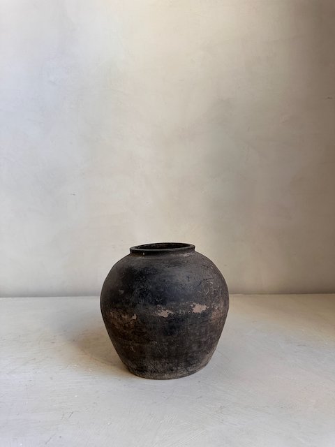2500306 Antique pots - 28.jpeg