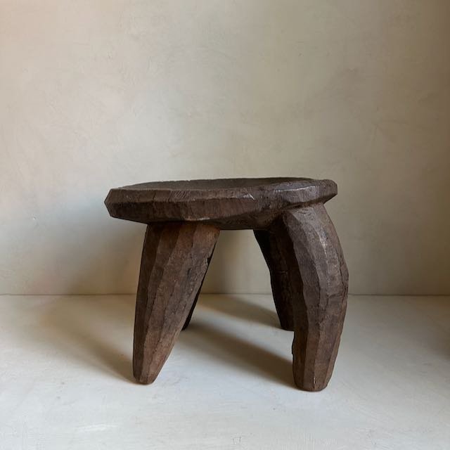 241107 African stools - 16.jpeg