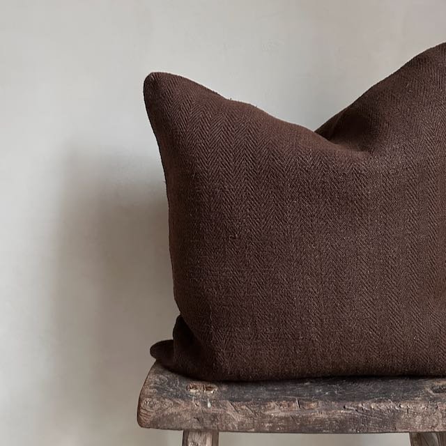 241220 Limited edition cushions Brown - 9.jpeg