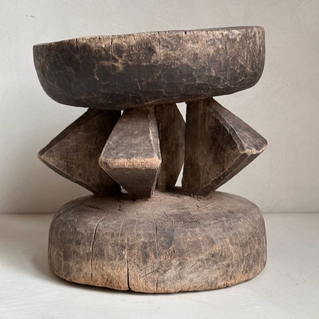 241107 African stools - 31.jpeg