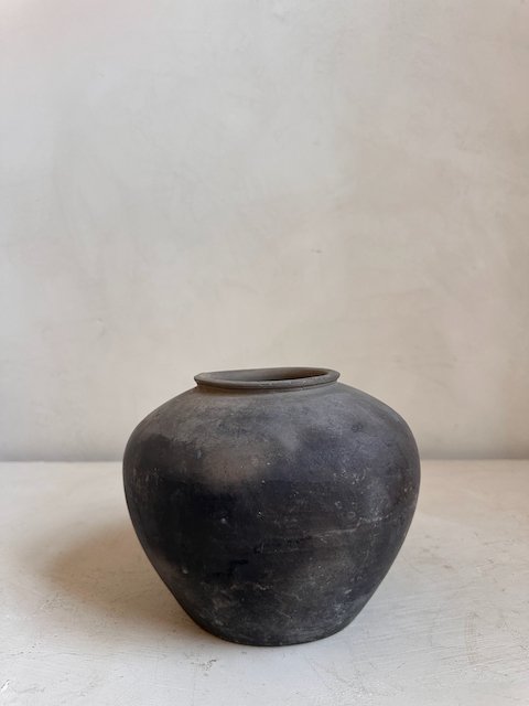 2500306 Antique pots - 72.jpeg