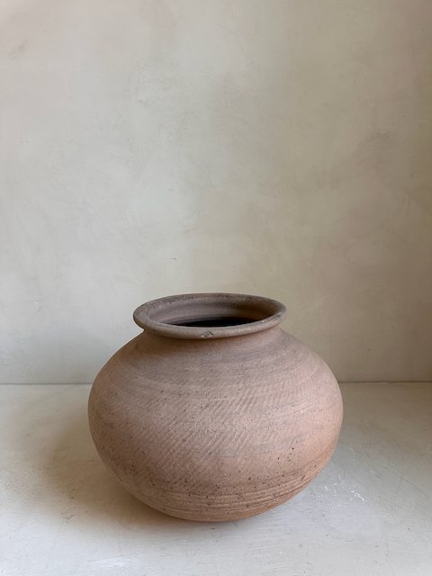 2500306 Terracotta pots striped - 5.jpeg