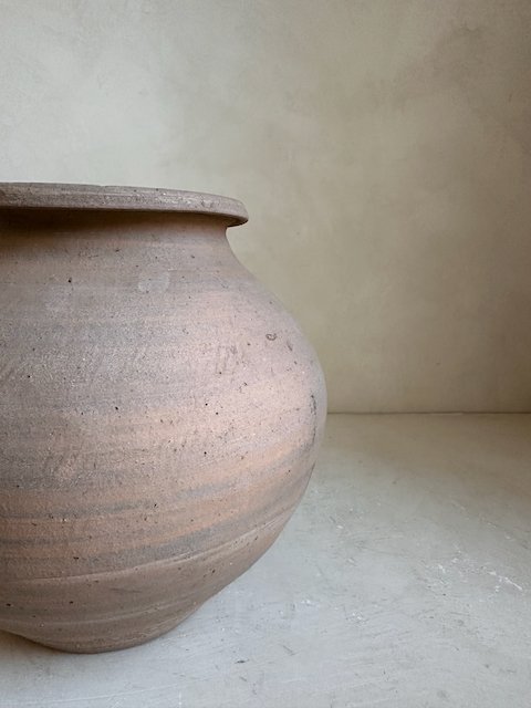 2500306 Terracotta pots striped - 16.jpeg