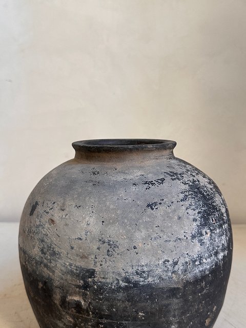 2500306 Antique pots - 22.jpeg