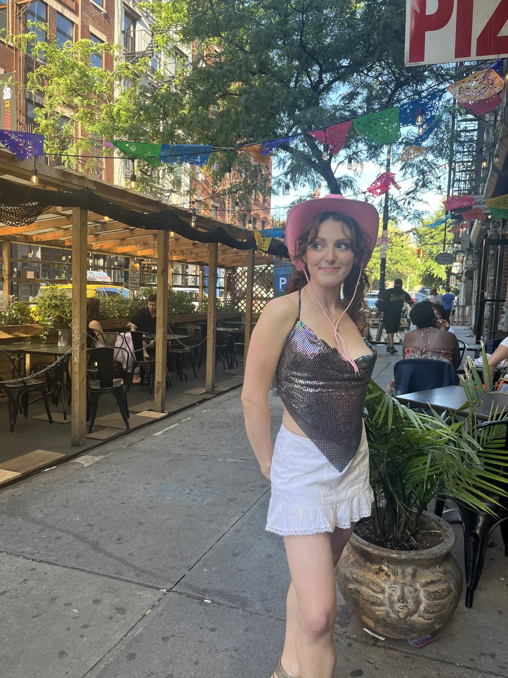 i promised you pink pony club in june and i DELIVERED. 💕🦄🪩