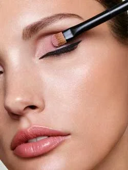 Reviderm-Abend-Makeup-Sommer.jpg