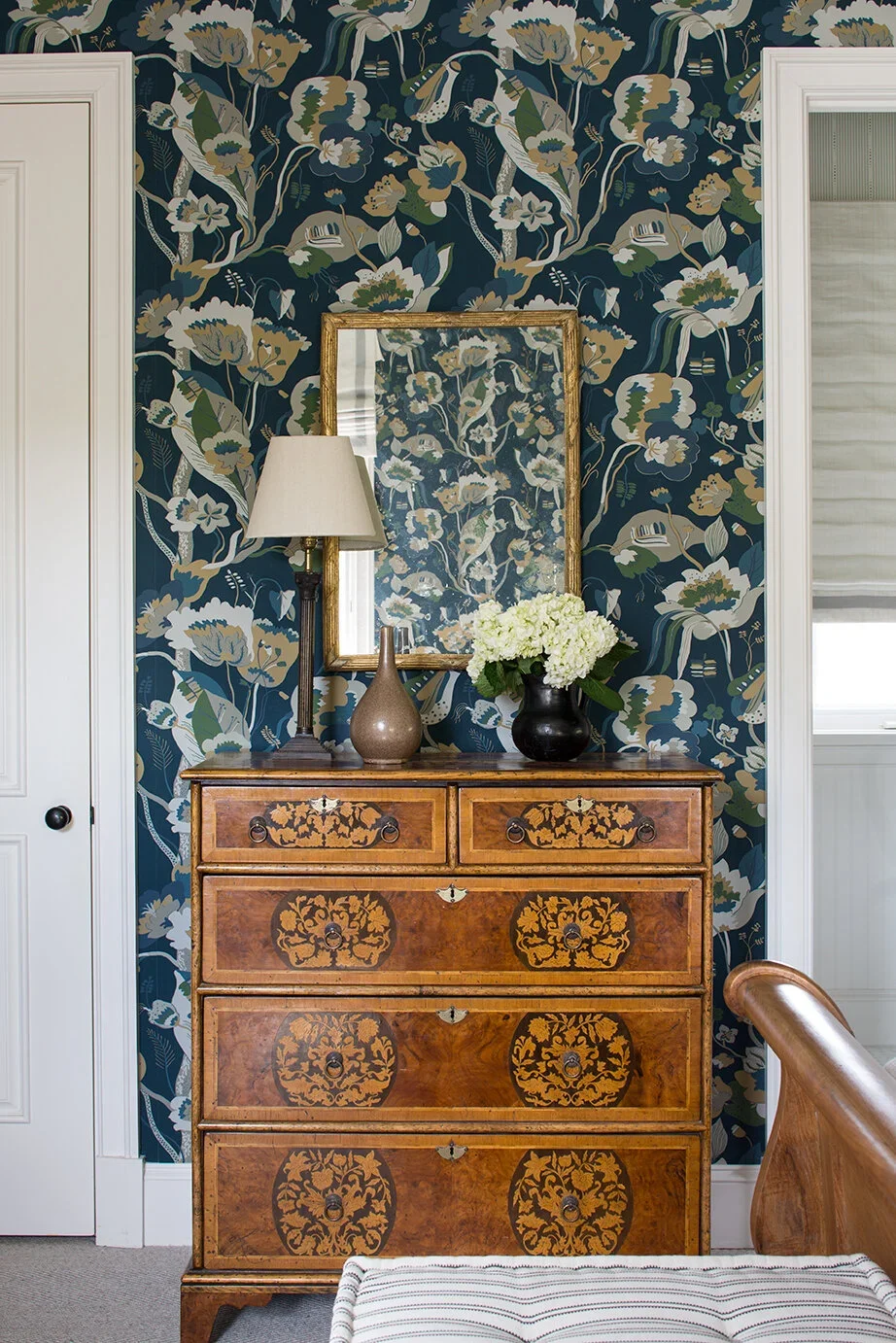 Traditional-Design-Antique-Dresser-Bold-Pattern-Wallpaper-Perfitt-Richards-Interiors.webp