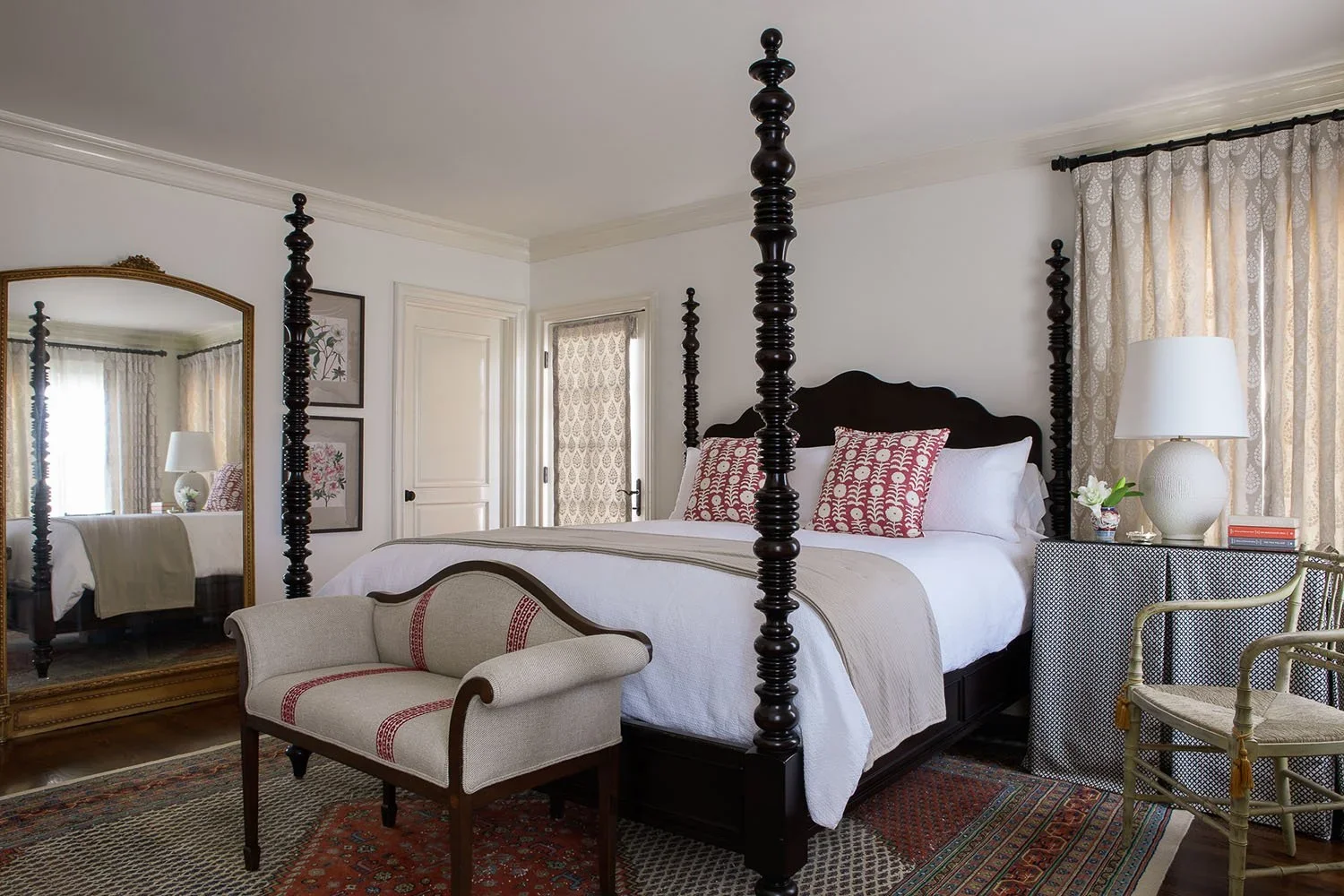 23-primary-bedroom-with-four-poster-bed-perfitt-richards-interior-design.webp