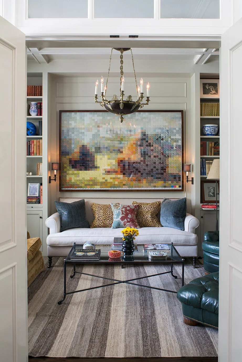 Ecletic-Living-Room-Contemporary-Artwork-Built-in-Shelves-Perfitt-Richards-Interior-design.webp